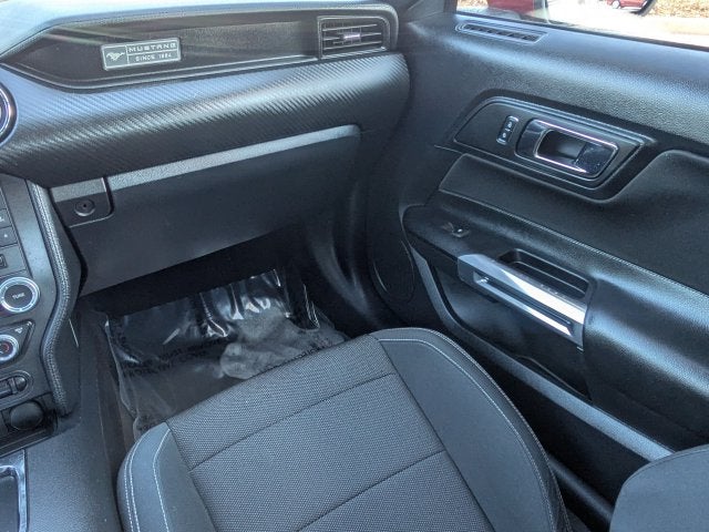 2015 Ford Mustang V6