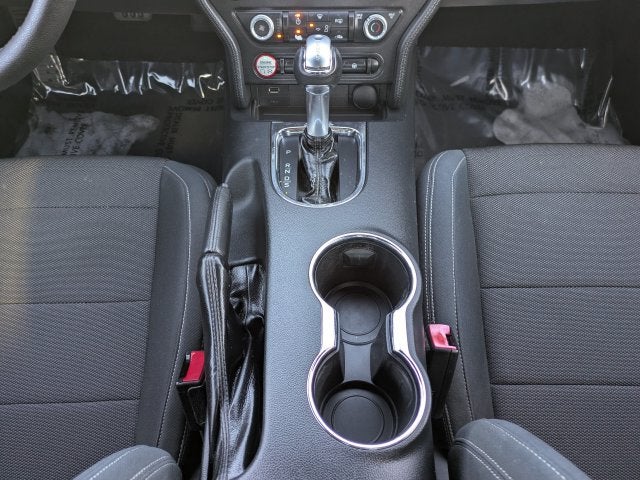 2015 Ford Mustang V6