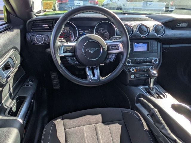 2020 Ford Mustang EcoBoost