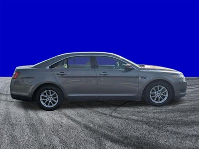 2014 Ford Taurus SE