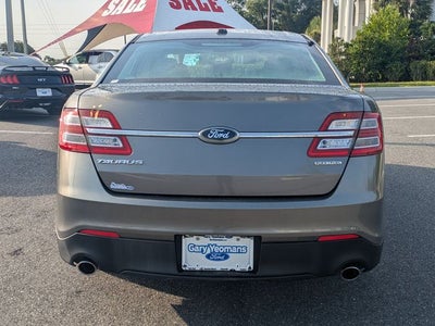 2014 Ford Taurus SE