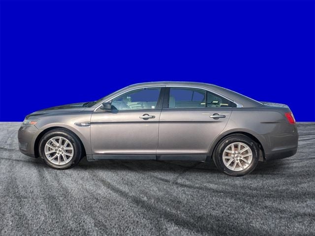 2014 Ford Taurus SE