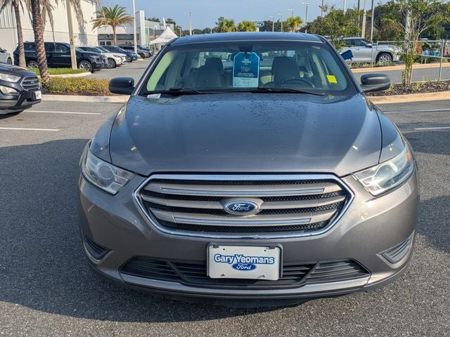 2014 Ford Taurus SE