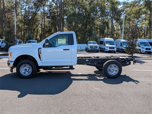 2026 Ford F-350SD XL 145 WB