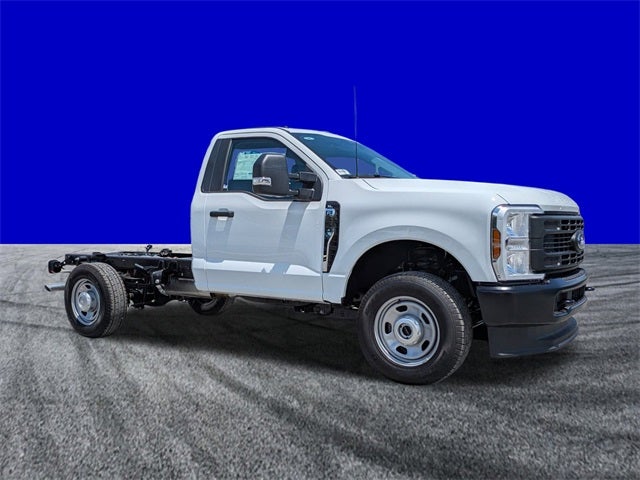 2025 Ford F-350SD XL 145 WB