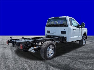 2025 Ford F-350SD XL 145 WB