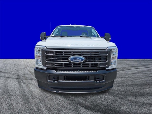 2025 Ford F-350SD XL 145 WB