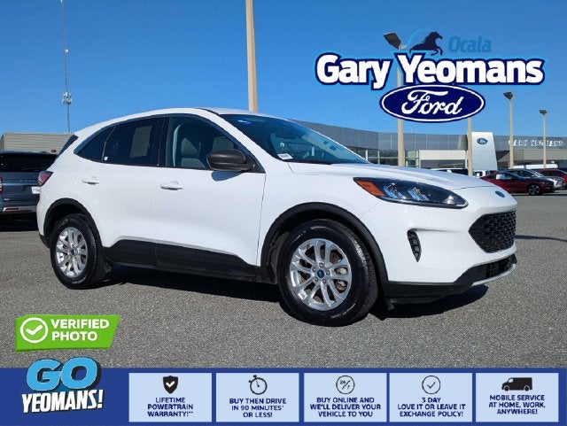 2022 Ford Escape SE