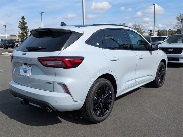 2026 Ford Escape Hybrid ST-Line Elite