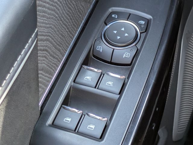 2023 Ford F-150 Lightning Platinum