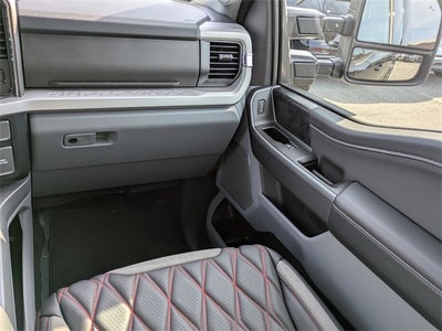 2026 Ford F-250SD XLT BLACK WIDOW