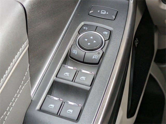 2025 Ford F-350SD Platinum