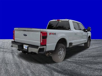 2025 Ford F-350SD Lariat