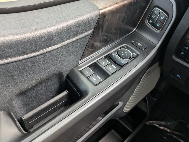 2025 Ford F-350SD Lariat