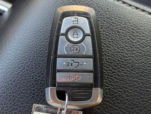 2022 Ford F-350SD Lariat