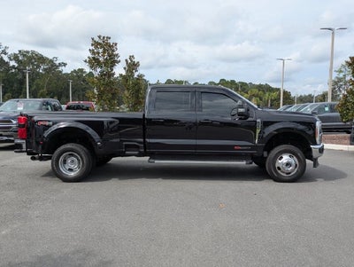 2023 Ford F-350SD Lariat