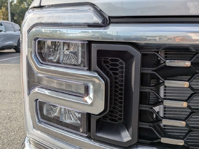 2027 Ford F-350SD Lariat DRW