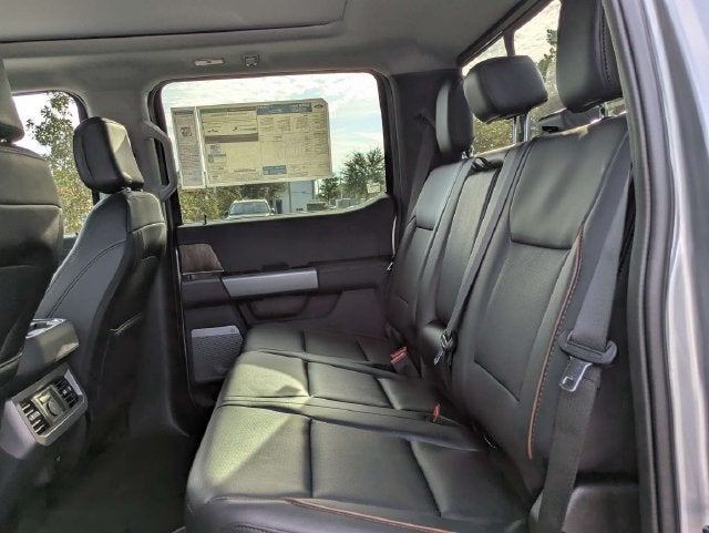 2027 Ford F-350SD Lariat DRW
