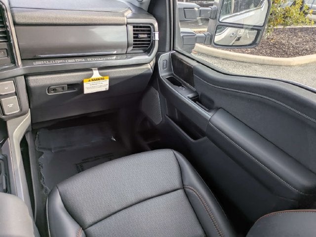 2027 Ford F-350SD Lariat DRW