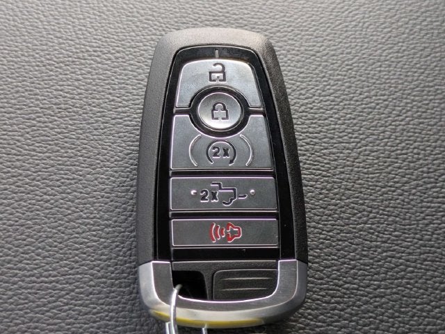 2027 Ford F-350SD Lariat DRW