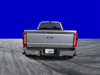 2027 Ford F-350SD Lariat DRW