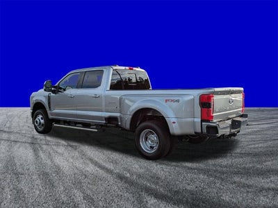 2027 Ford F-350SD Lariat DRW