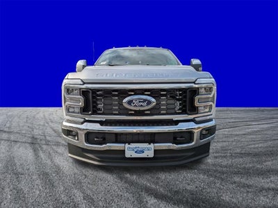 2027 Ford F-350SD Lariat DRW