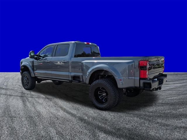 2026 Ford F-350SD Platinum BLACK WIDOW