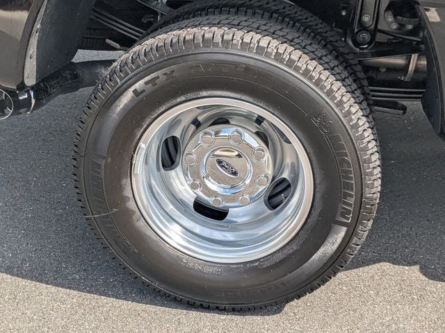 2026 Ford F-350SD Platinum DRW