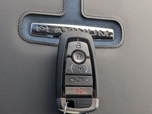 2026 Ford F-350SD Platinum DRW