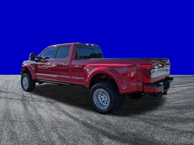 2022 Ford F-450SD Platinum