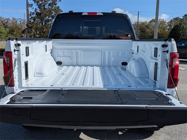 2026 Ford F-150 XLT BLACK WIDOW