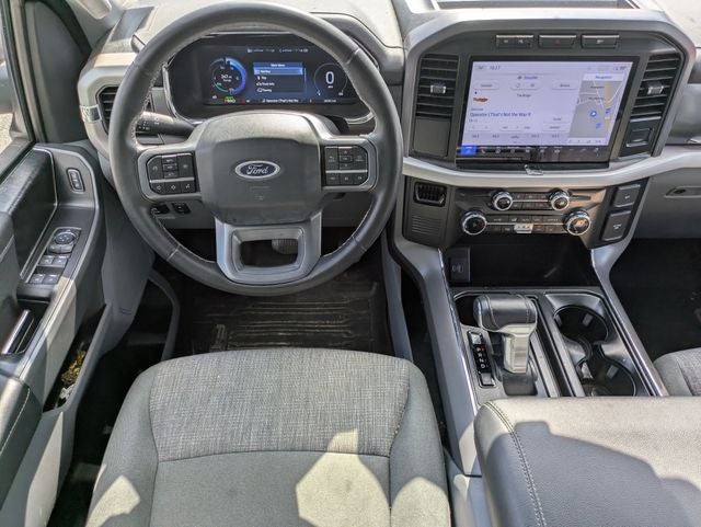 2023 Ford F-150 Lightning XLT