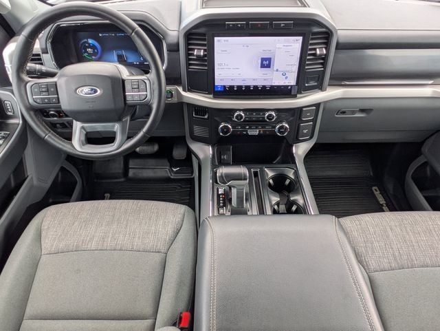 2023 Ford F-150 Lightning XLT