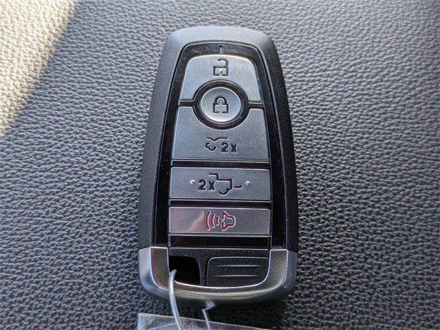 2023 Ford F-150 Lightning Lariat