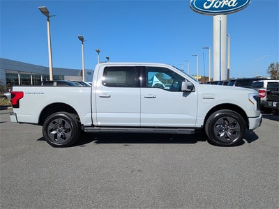 2023 Ford F-150 Lightning Lariat