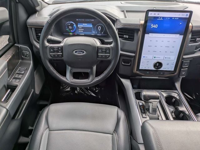 2023 Ford F-150 Lightning Lariat