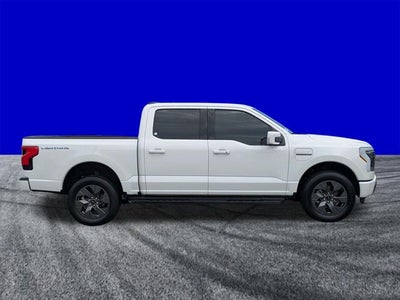 2023 Ford F-150 Lightning Lariat