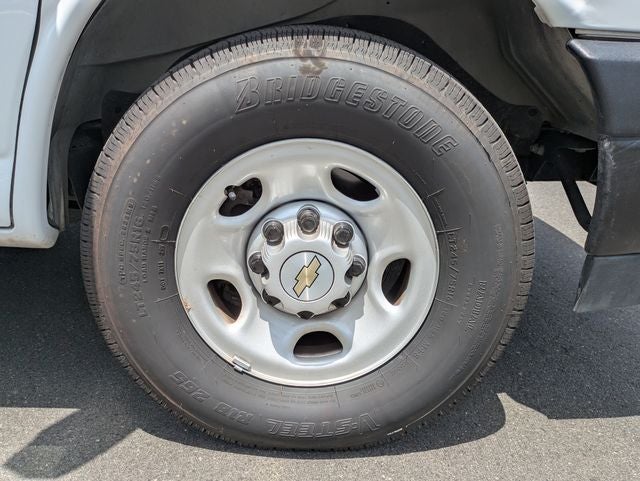 2024 Chevrolet Express 3500 LS Passenger