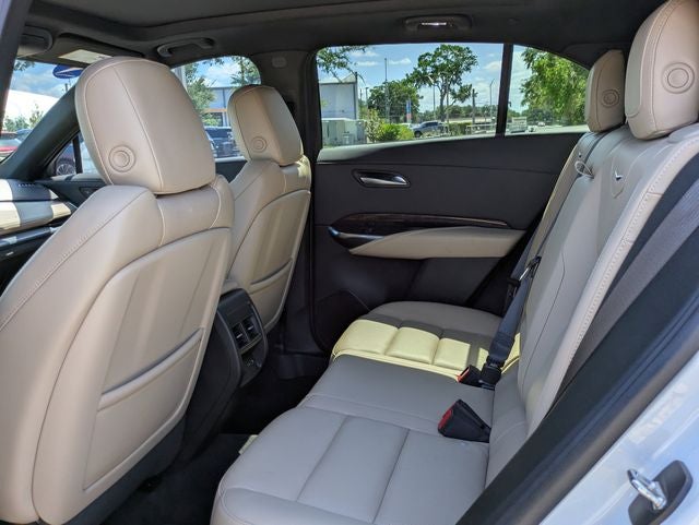 2024 Cadillac XT4 Premium Luxury