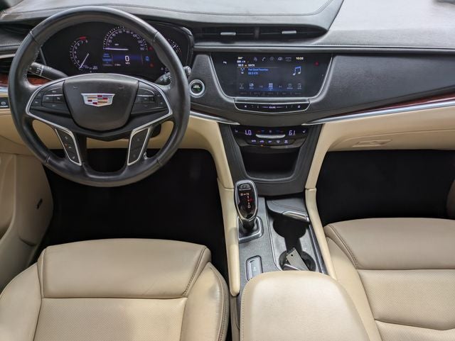 2018 Cadillac XT5 Luxury