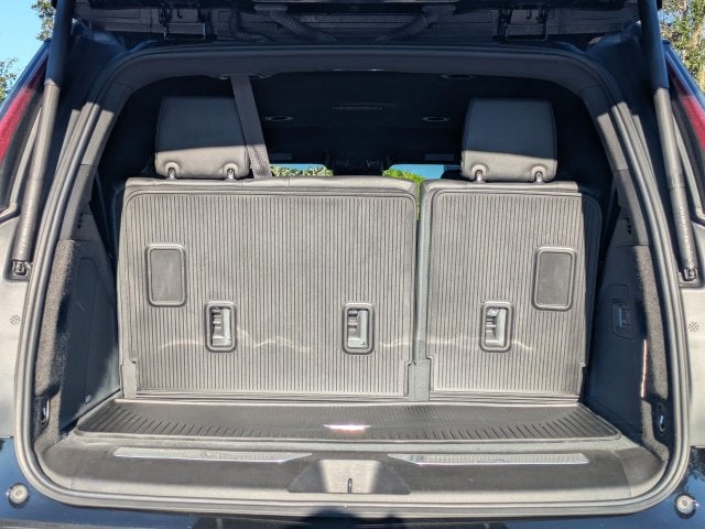 2023 Cadillac Escalade Luxury