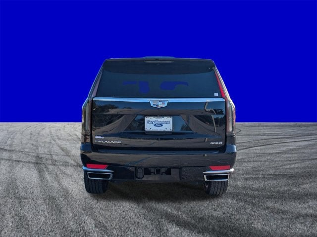 2023 Cadillac Escalade Luxury