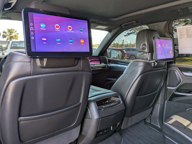 2025 Cadillac Escalade ESV Sport
