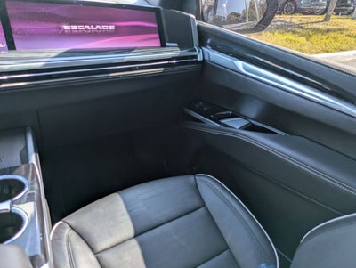 2025 Cadillac Escalade ESV Sport