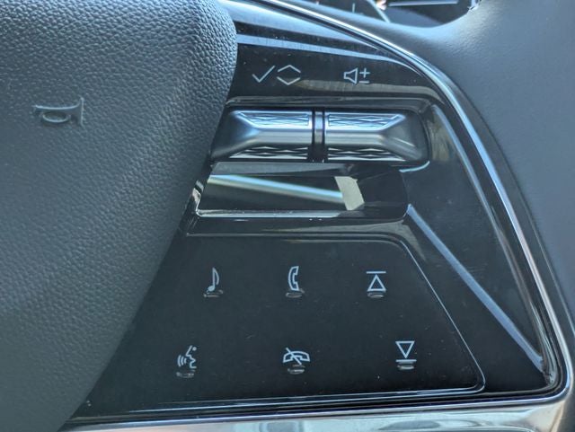2025 Cadillac Escalade ESV Sport