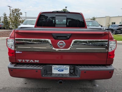 2017 Nissan Titan Platinum Reserve