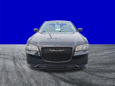 2023 Chrysler 300 Touring