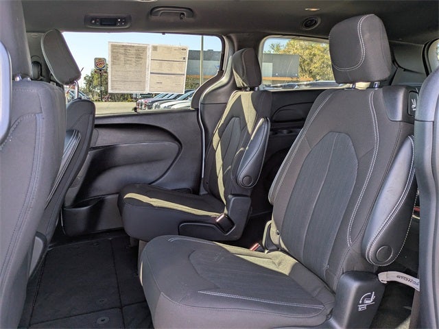 2021 Chrysler Pacifica Touring