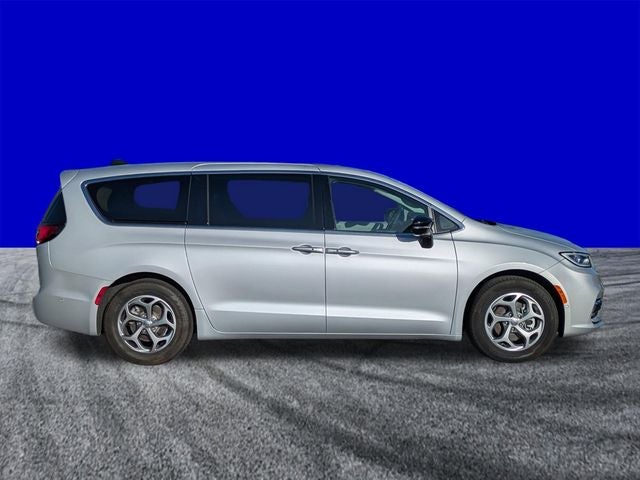 2024 Chrysler Pacifica Limited